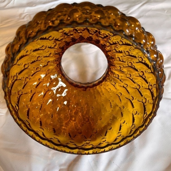 Vintage Quilted Diamond Cut Amber  Ruffled Rim Hurricane Lamp Shade Sconce - Picture 4 of 5